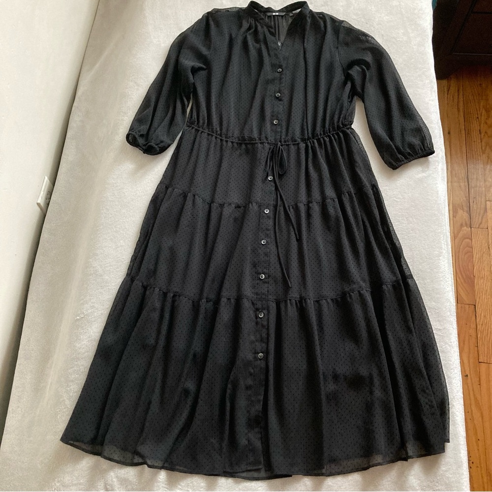 UNIQLO black dress